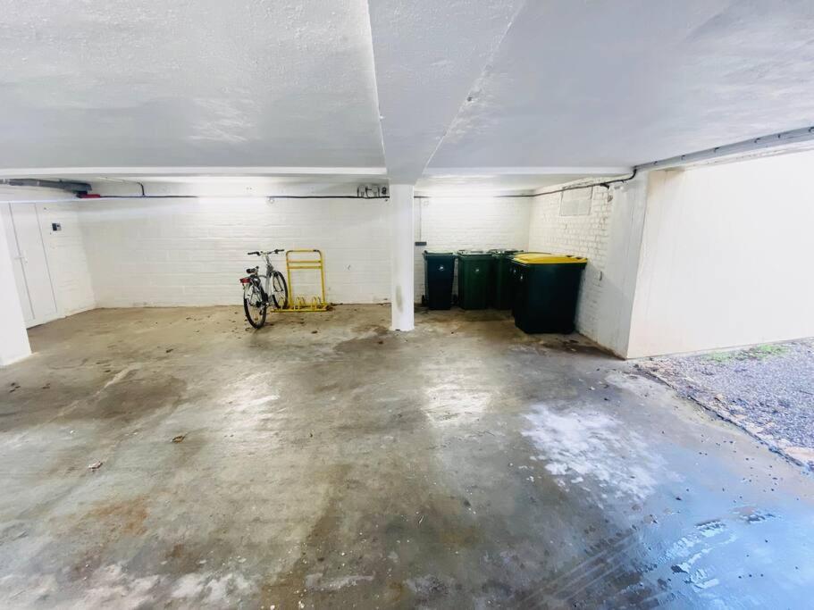 The Sunny ¤ Terrasse ¤ Proche Centre ¤ Parking ¤ Wifi Apartment Amiens Luaran gambar