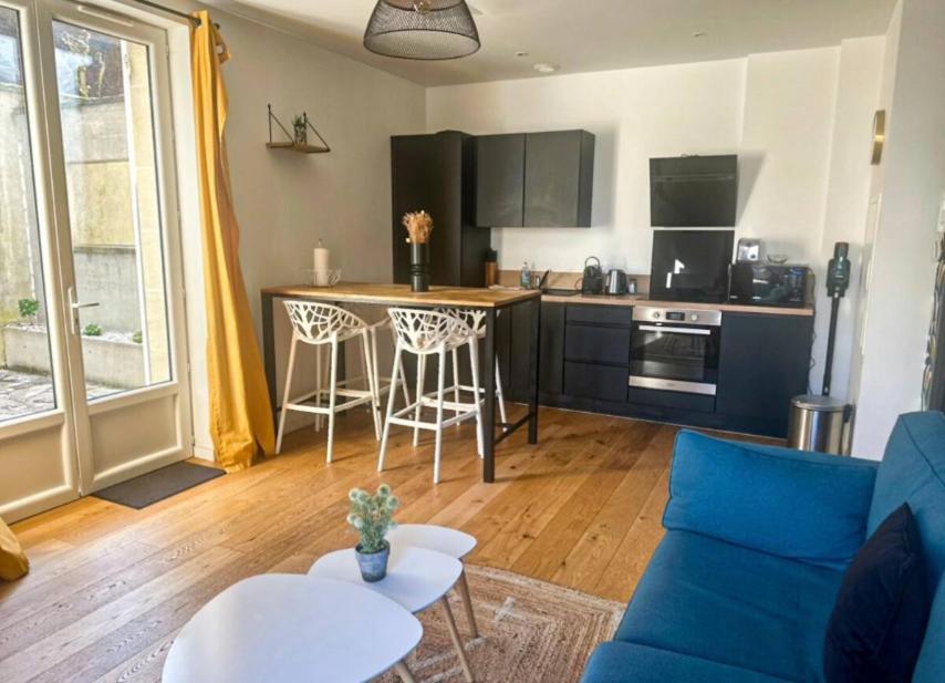 The Sunny ¤ Terrasse ¤ Proche Centre ¤ Parking ¤ Wifi Apartment Amiens Luaran gambar